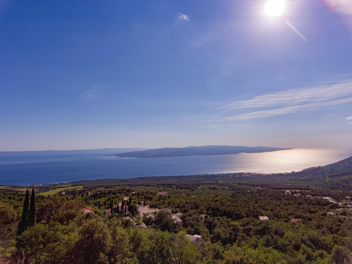 Stone House Nikolina With Heated Pool Villa Bast Bagian luar foto